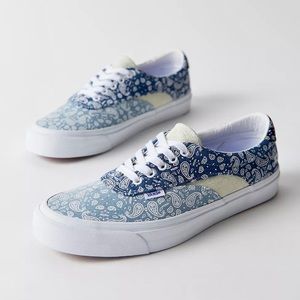Vans Ultra Cush Sneakers in Paisley